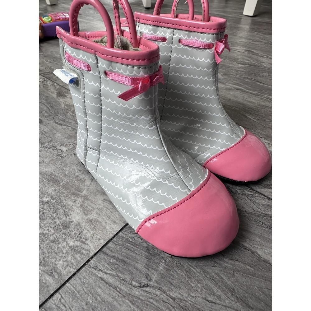 Robeez Zoey Rain Boots Pink Gray Wave Print Girls Toddler Size 5 12-18 Months